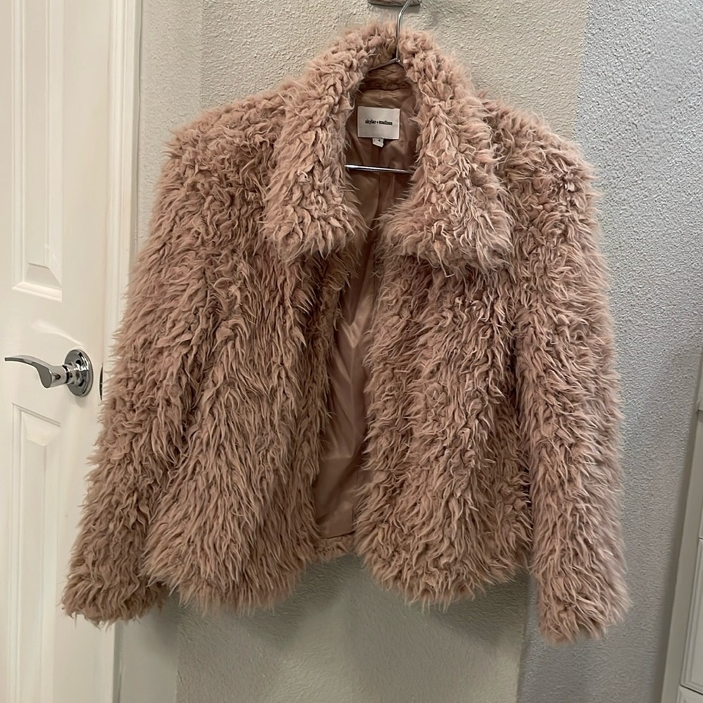 Skylar+Madison stylish lightweight tan jacket women's small